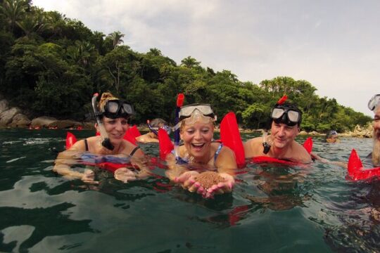 Private Los Arcos Snorkel and Beach Tour from Puerto Vallarta