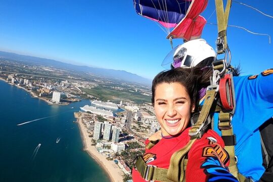 Tandem Skydive in Puerto Vallarta With Beach Landing